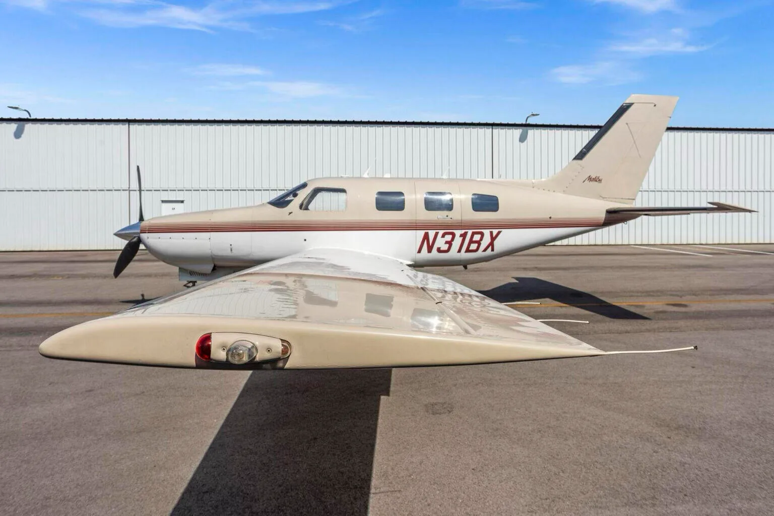 Exterior view of a 1986 Piper Malibu Mirage.