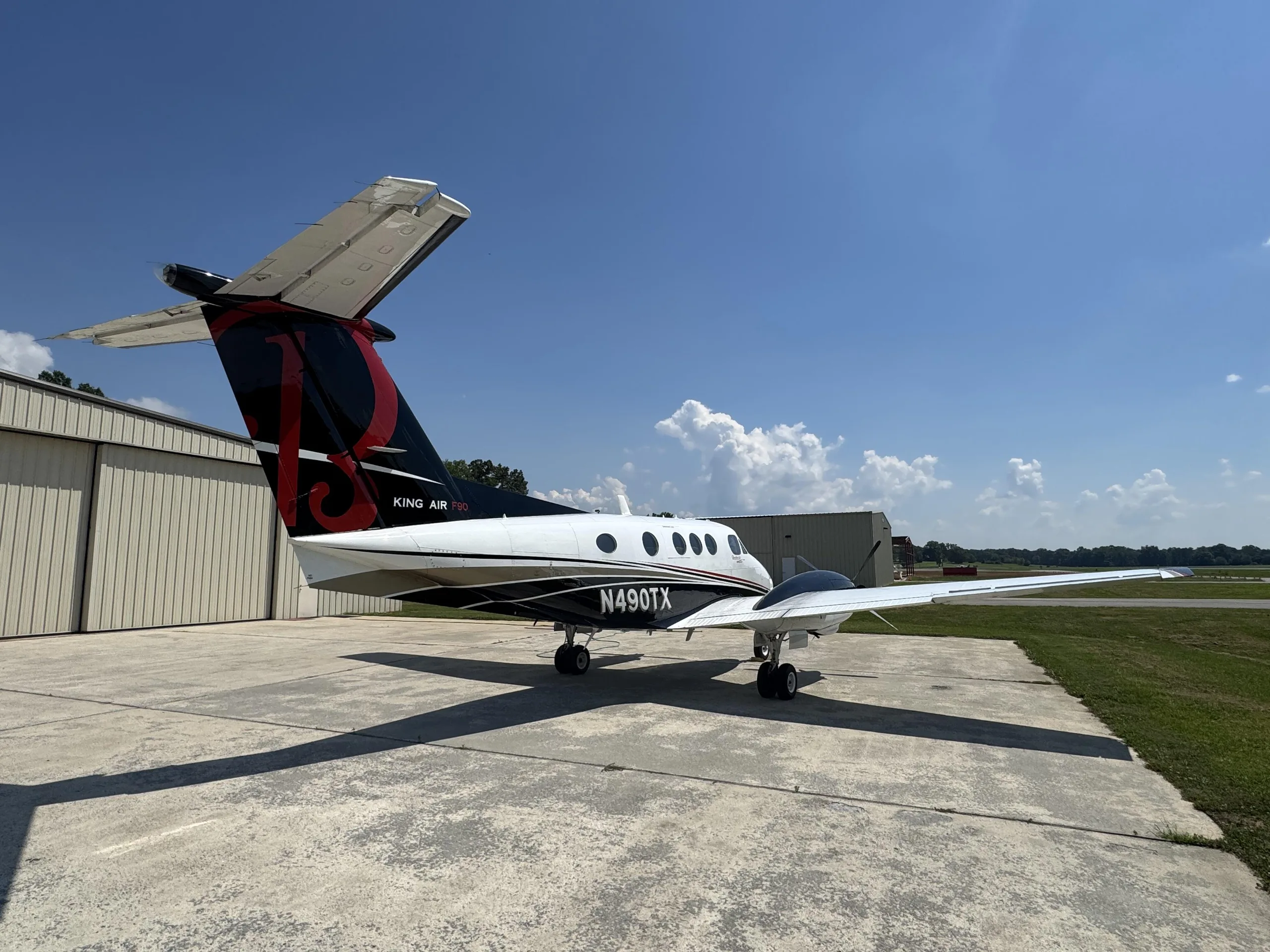 Exterior view of a 1980 Beechcraft King Air F90.