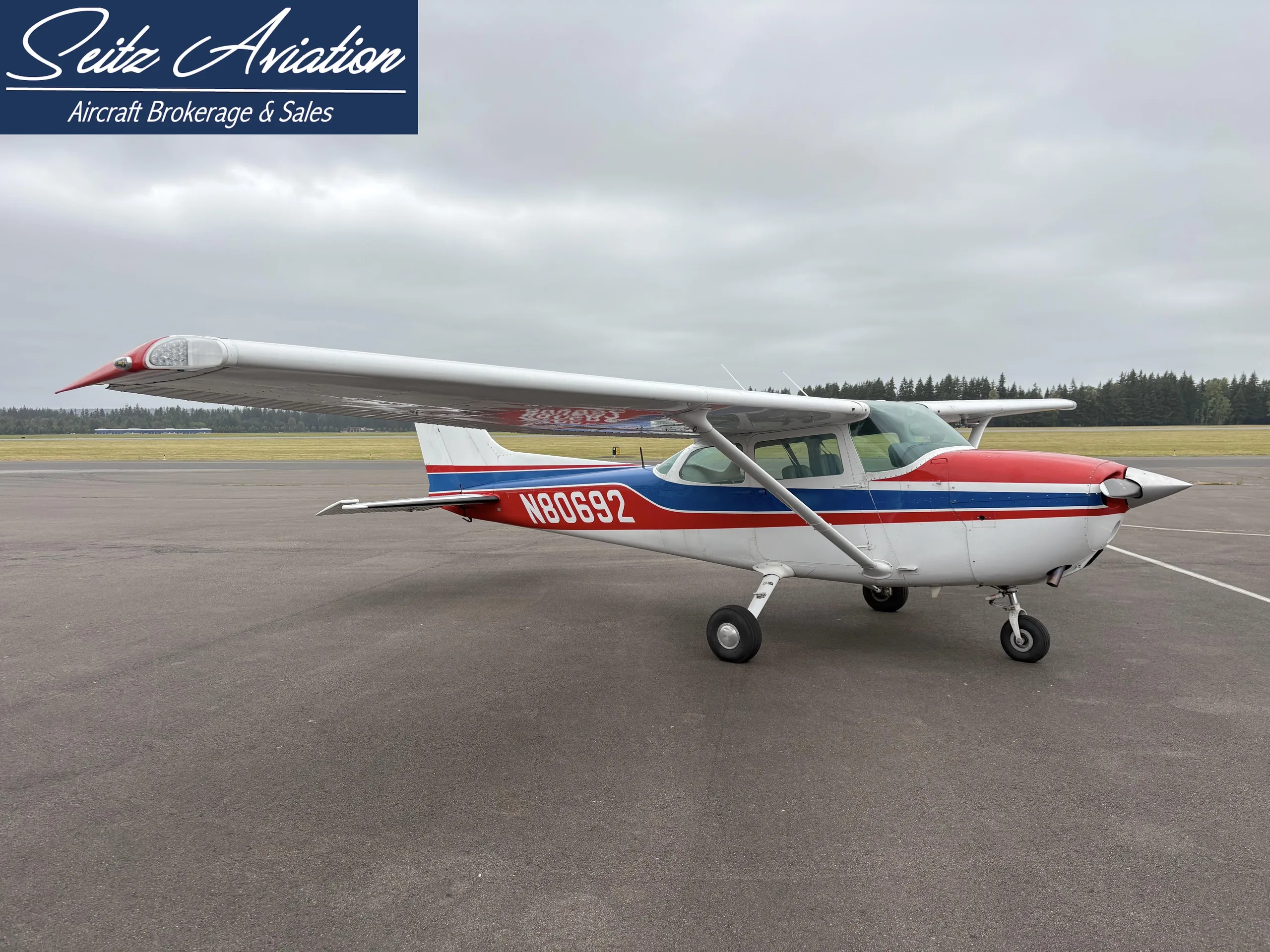 Exterior view of a 1976 Cessna 172M Skyhawk.