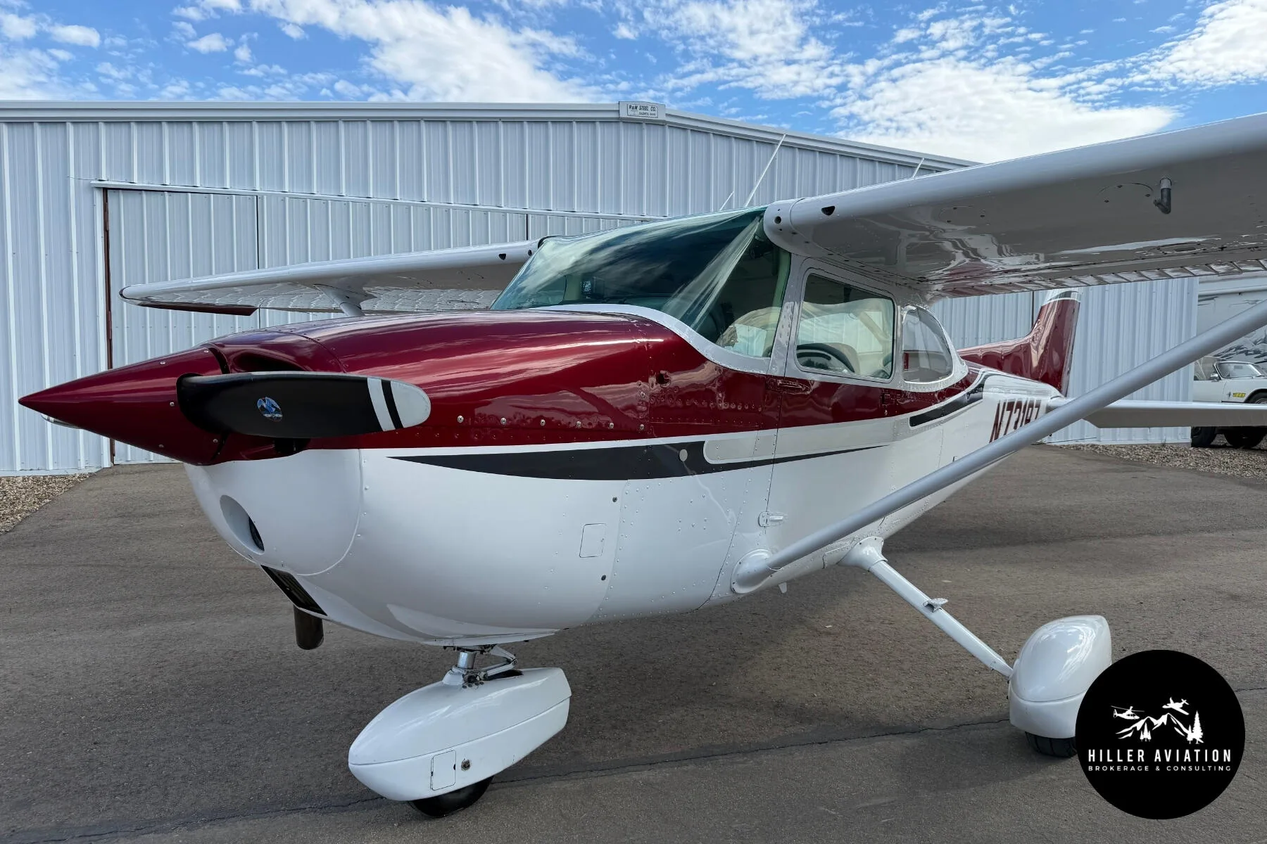 Exterior view of a 1976 Cessna 172M Skyhawk.