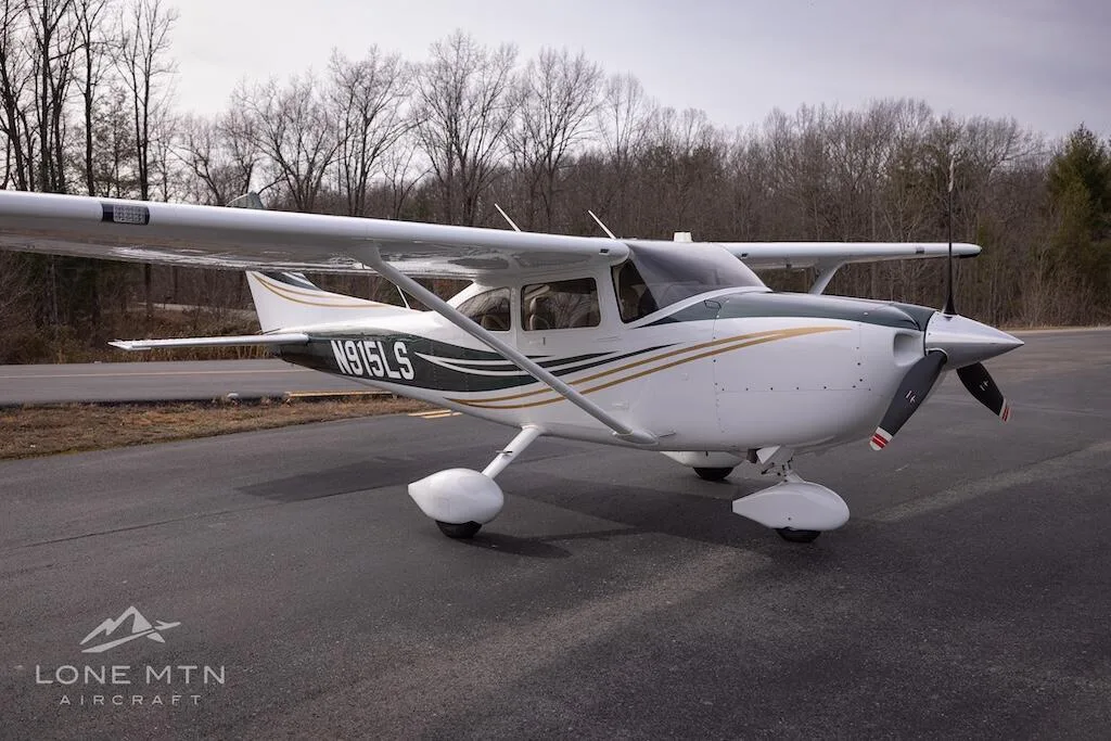 Exterior view of a 2023 Cessna 182T Skylane.