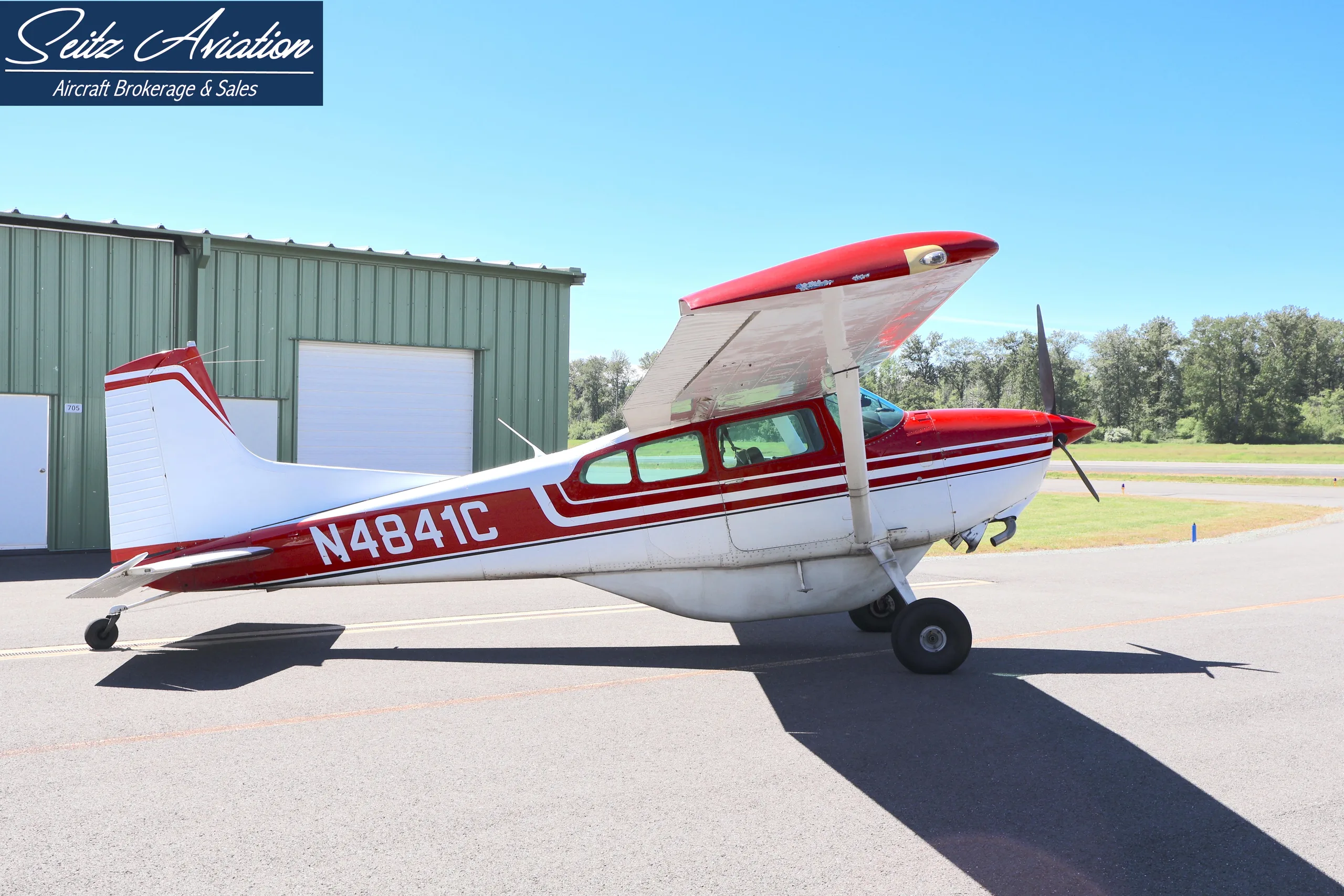 Exterior view of a 1975 Cessna 185F Skywagon.