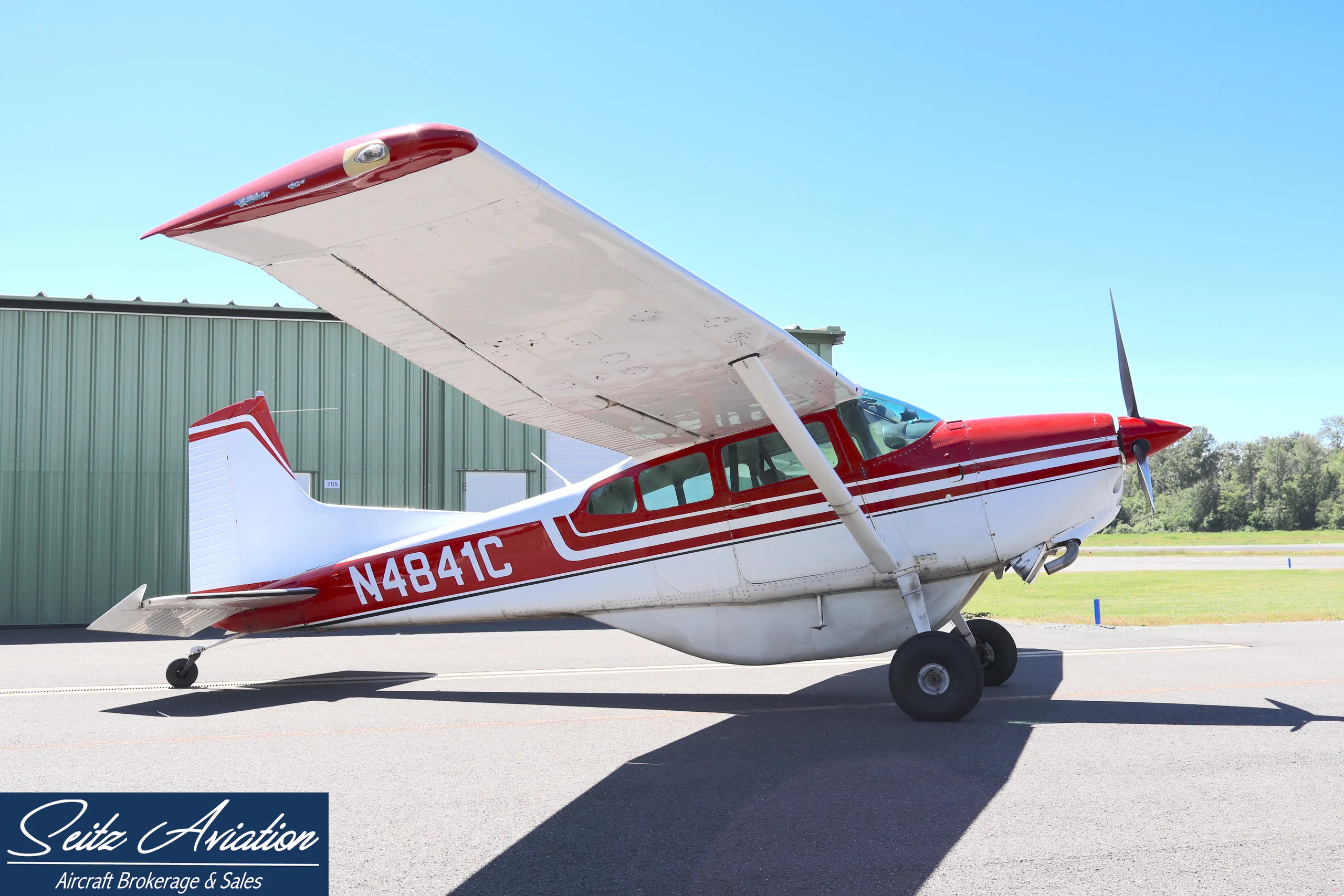 Exterior view of a 1975 Cessna 185F Skywagon.