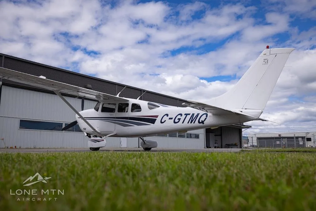 Exterior view of a 1999 Cessna 206H.