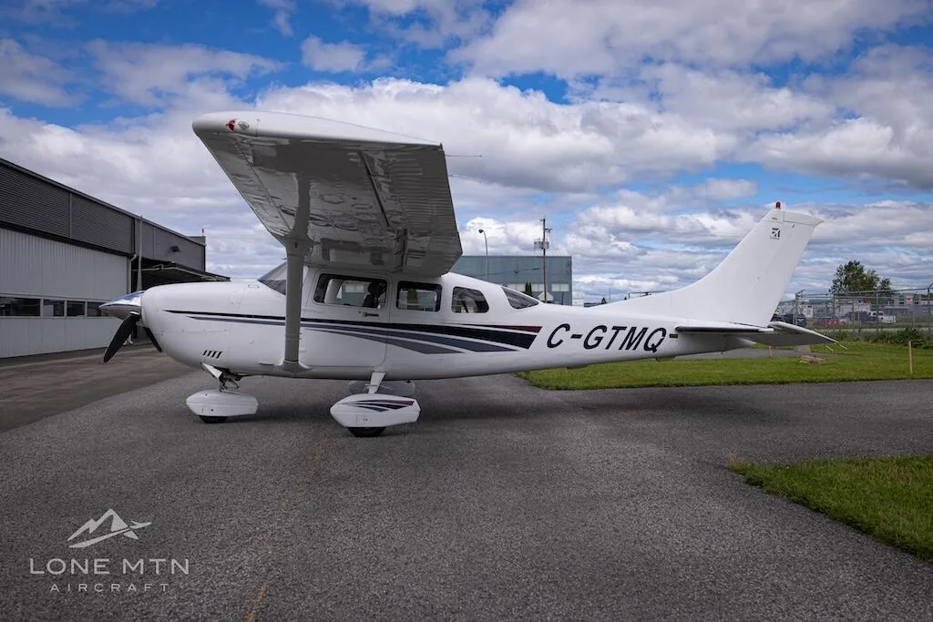 Exterior view of a 1999 Cessna 206H.
