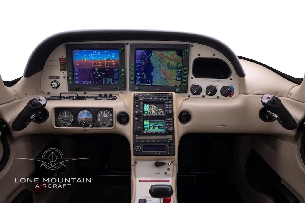 Avionics suite of a 2007 Cirrus SR20 G2.