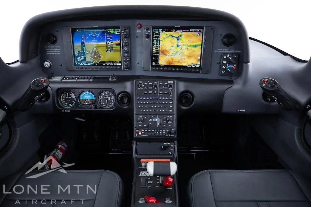 Cockpit and instrument panel of a 2020 Cirrus SR20 G6.