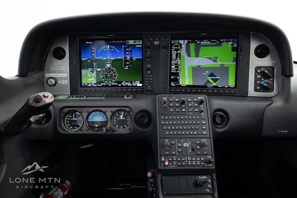 Avionics suite of a 2021 Cirrus SR20 G6.