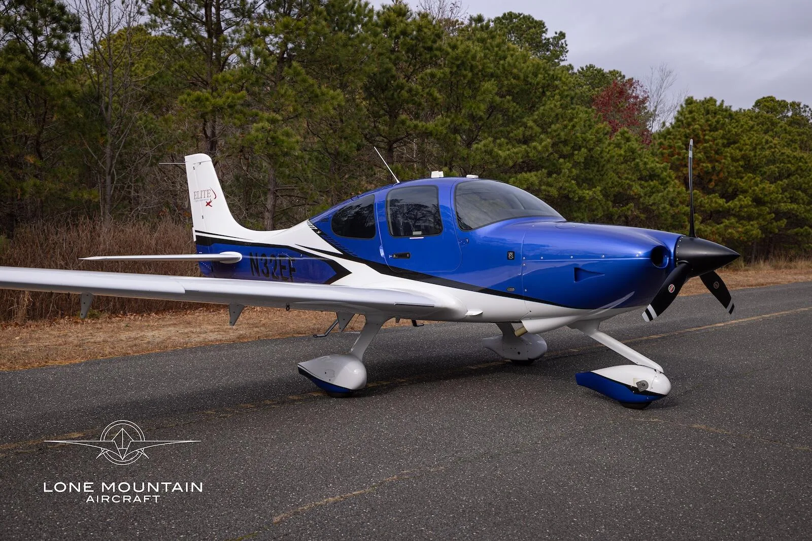 Exterior view of a 2024 Cirrus SR20 G7.