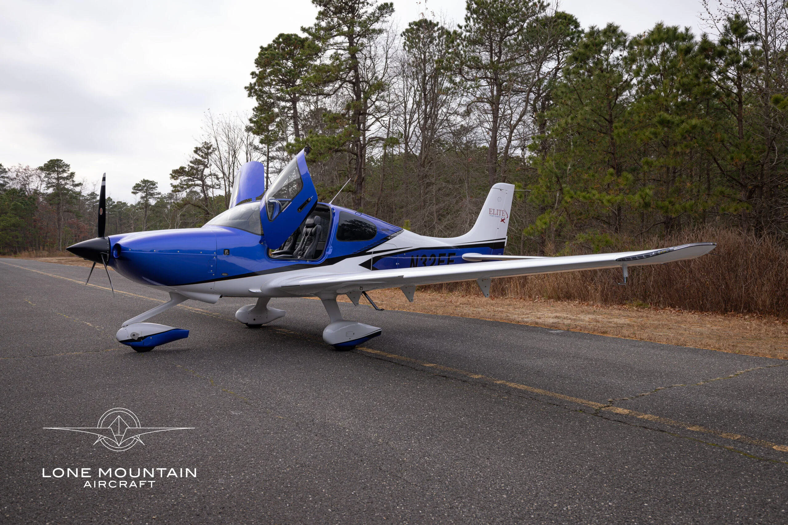 Exterior view of a 2024 Cirrus SR20 G7.