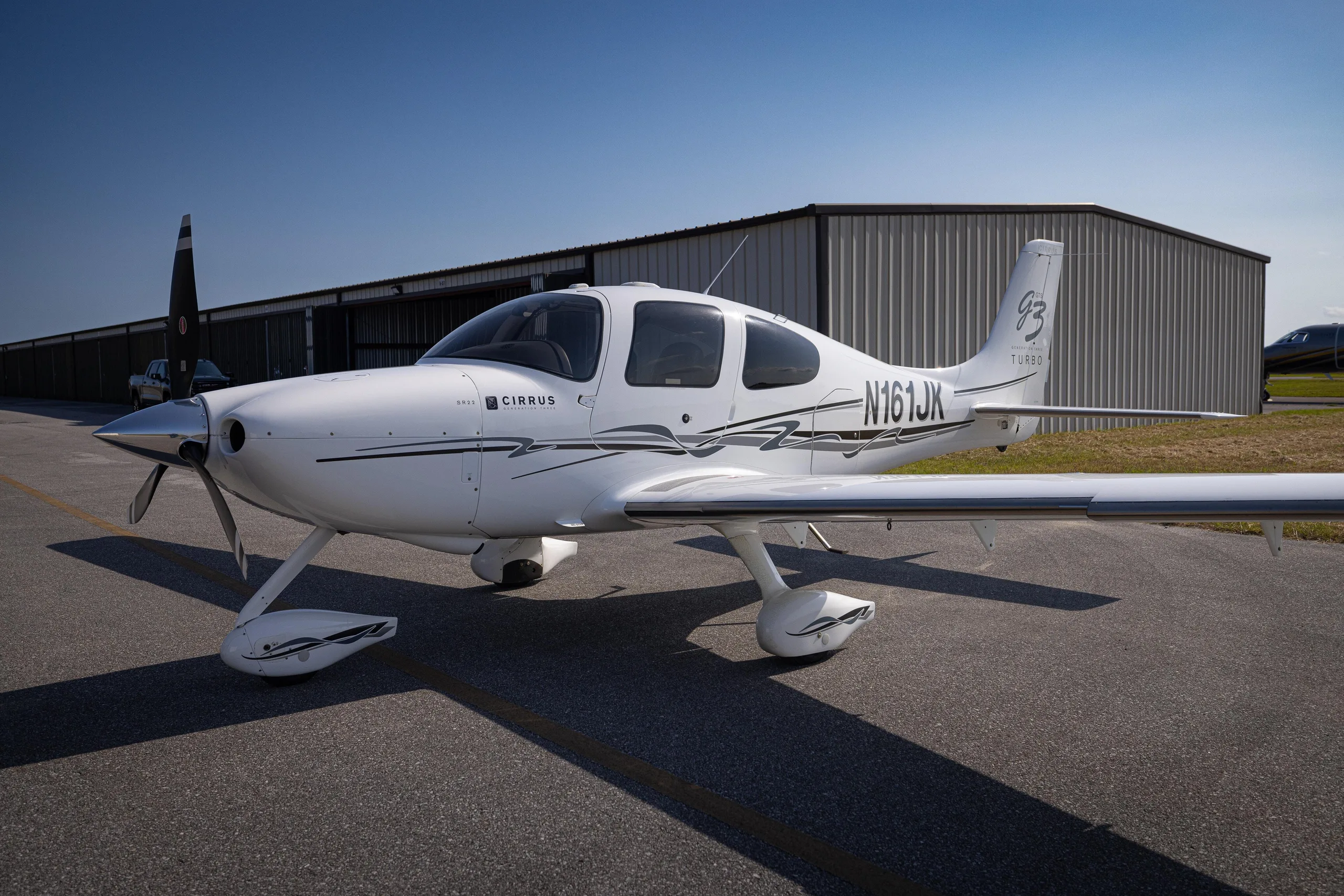 Exterior view of a 2007 Cirrus SR22T G3 GTS.