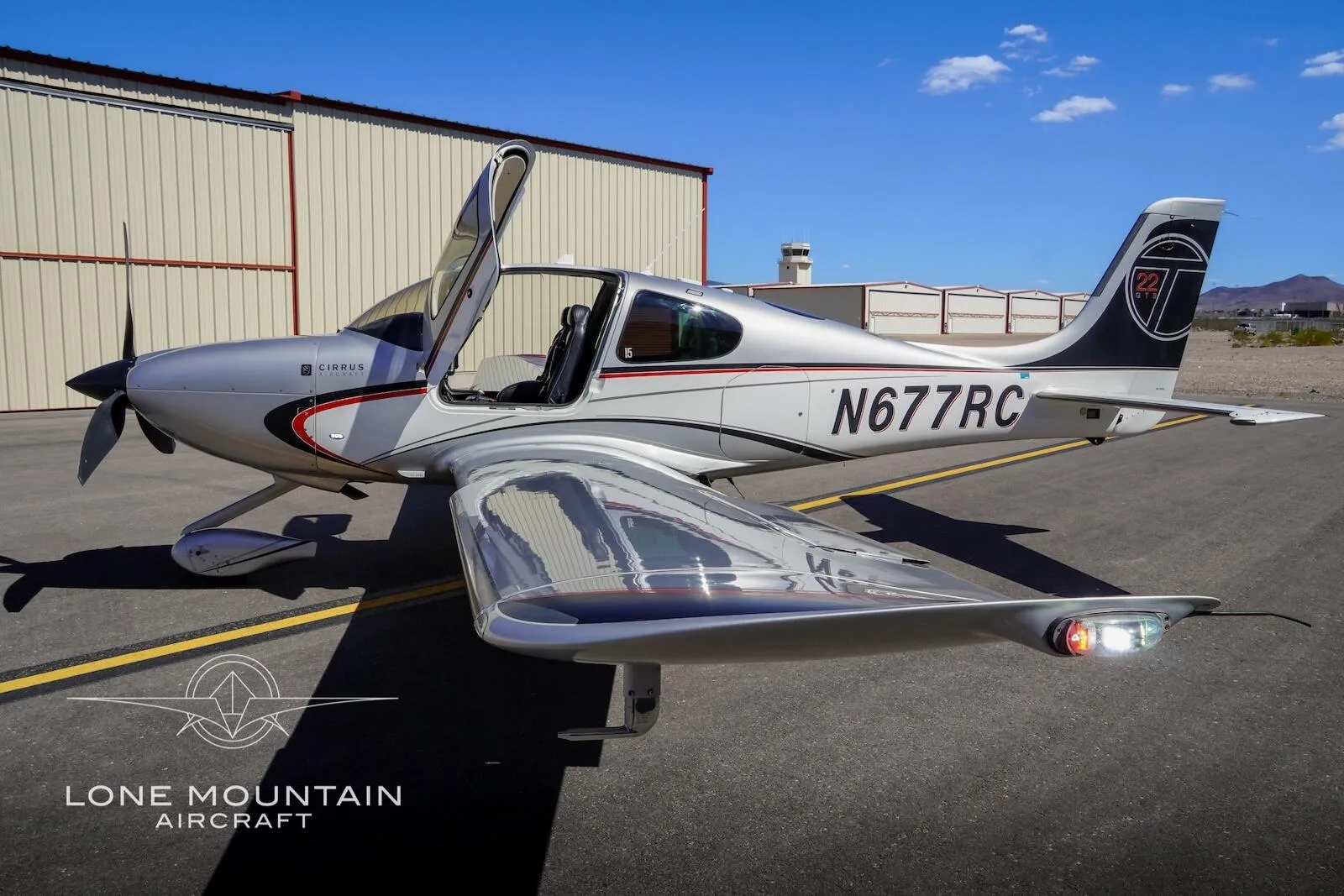 Exterior view of a 2013 Cirrus SR22T G5 GTS.