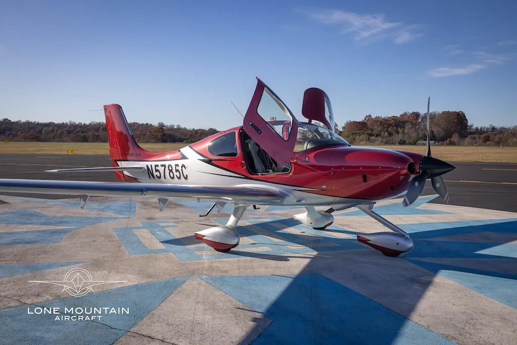 Exterior view of a 2022 Cirrus SR22T G6 GTS.