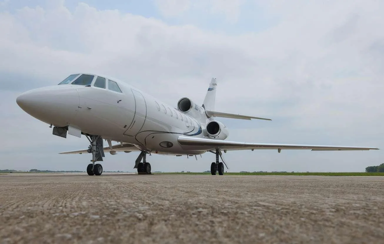 Exterior view of a 2001 Dassault Falcon 50EX.