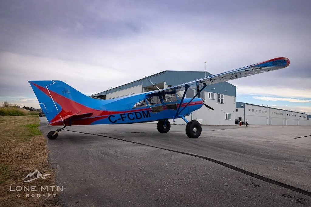 Exterior view of a 1999 Maule M-7-235C.
