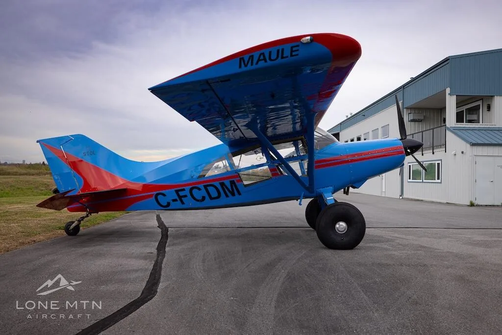 Exterior view of a 1999 Maule M-7-235C.