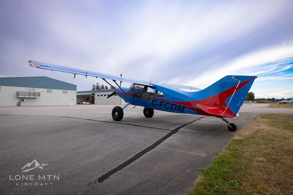 Exterior view of a 1999 Maule M-7-235C.
