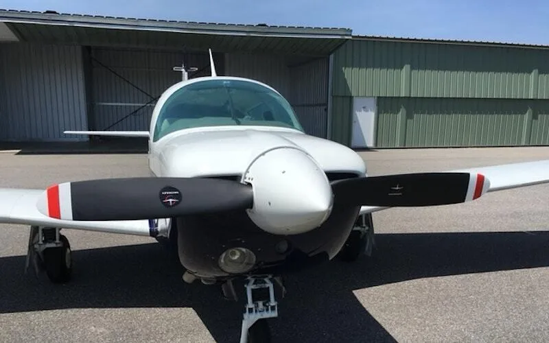 Exterior view of a 1982 Mooney M20J 201.