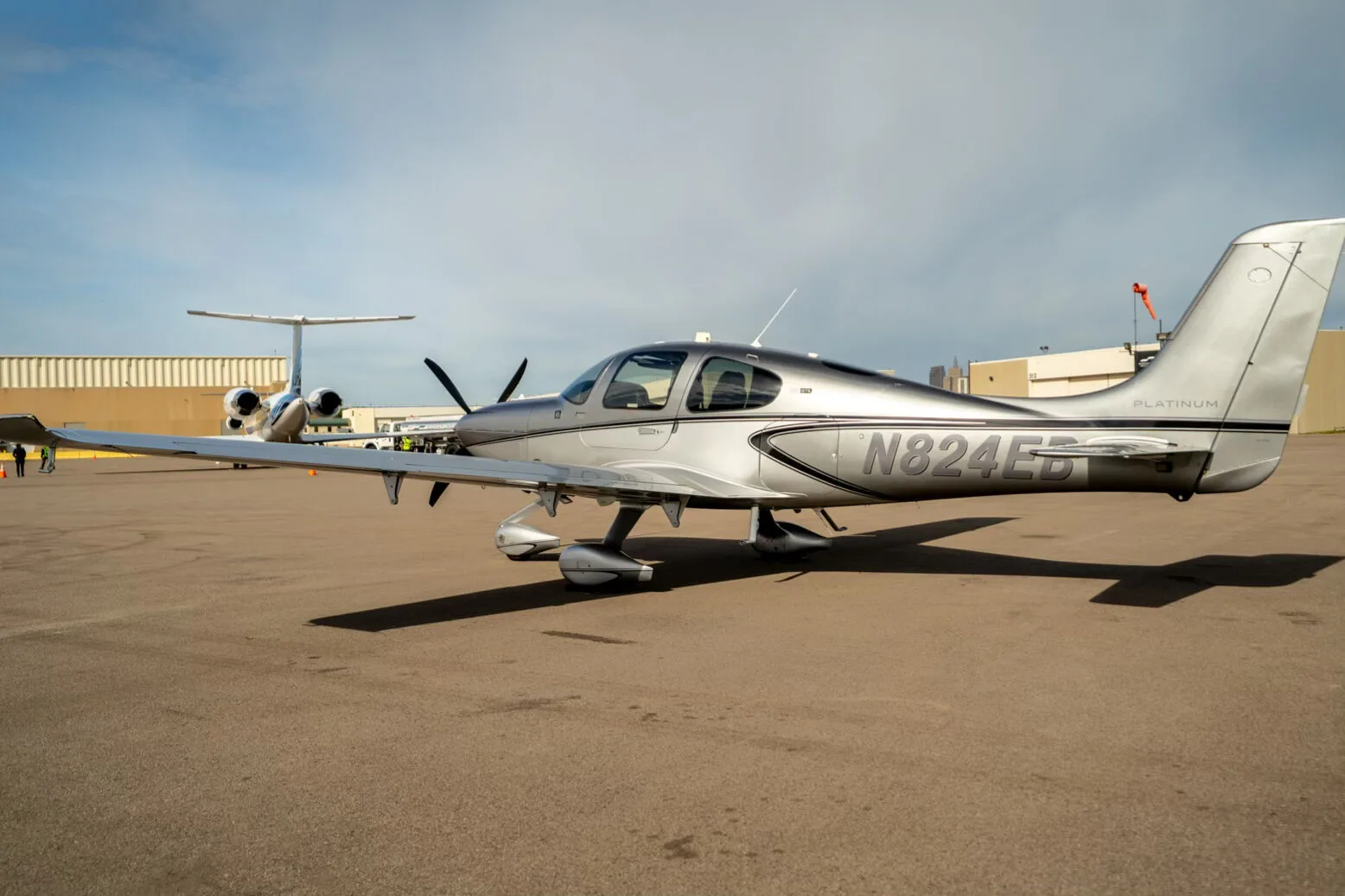 Exterior view of a 2023 Cirrus SR22T G6.