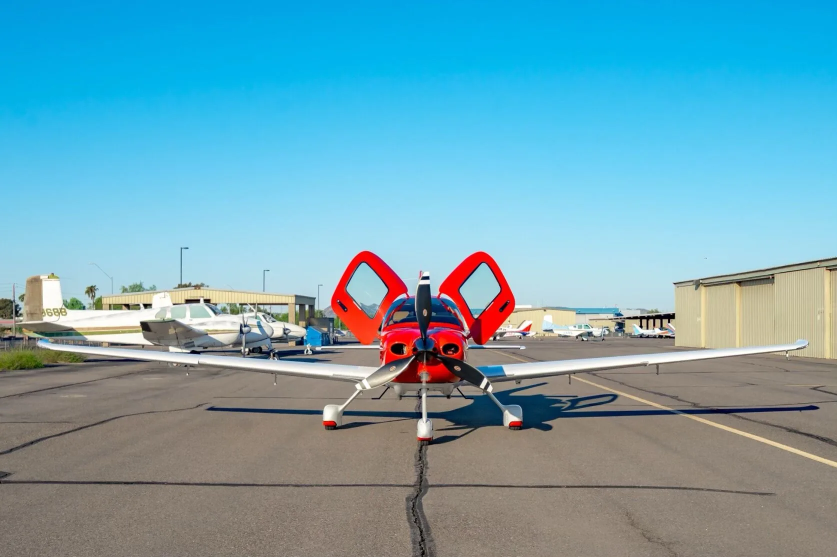 Exterior view of a 2021 Cirrus SR22 G6.