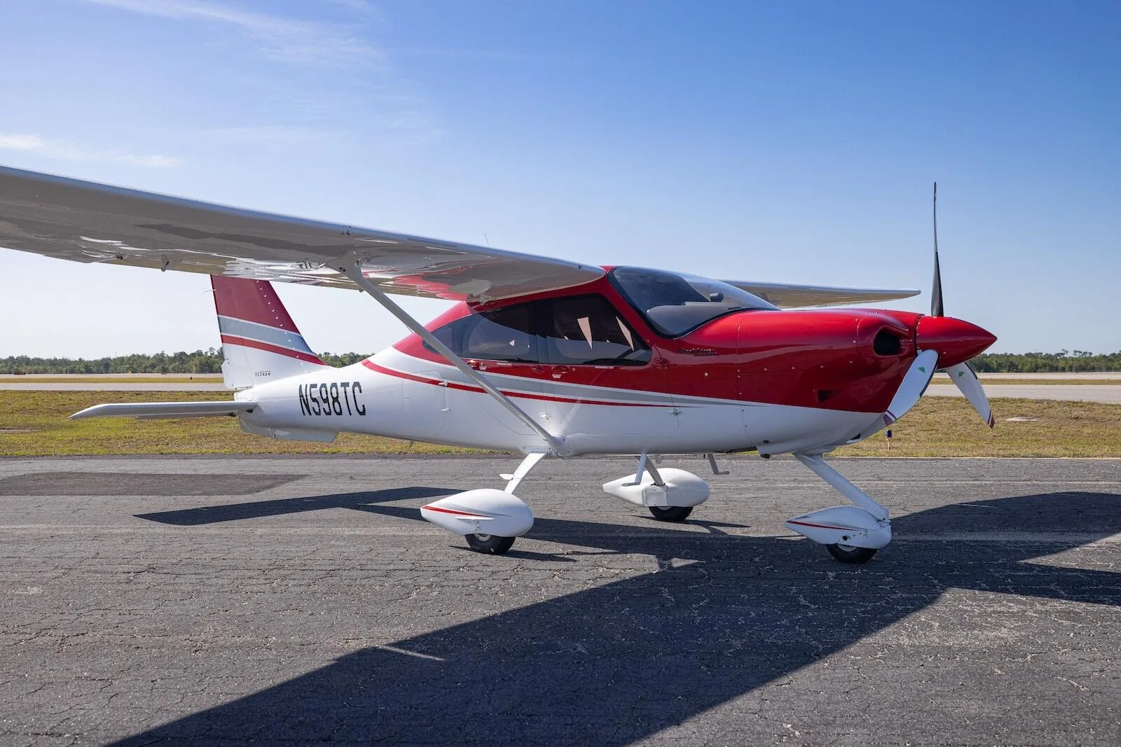 Exterior view of a 2022 Tecnam P2010 TDI.