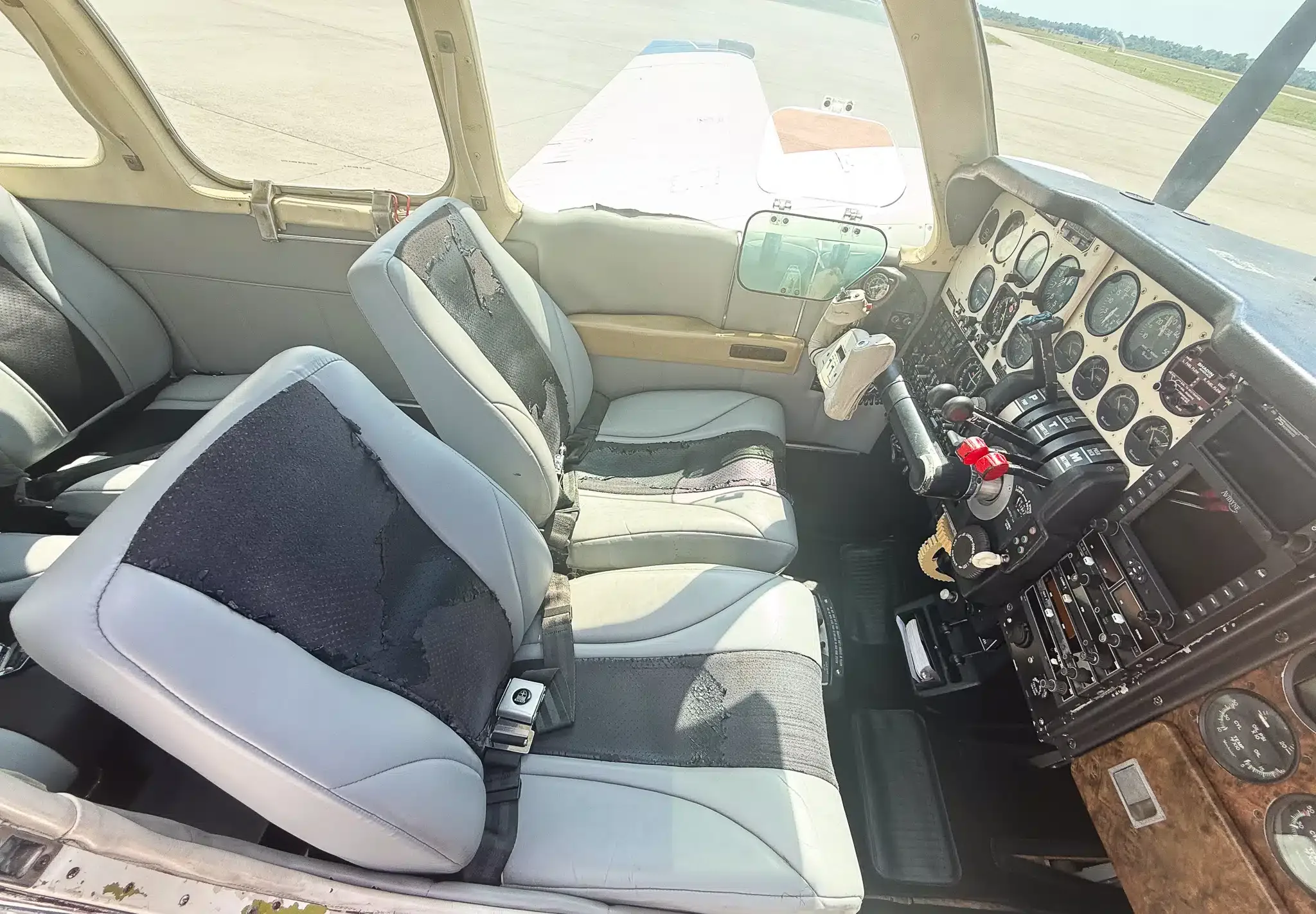Cockpit and instrument panel of a 1974 Beechcraft B55 Baron.