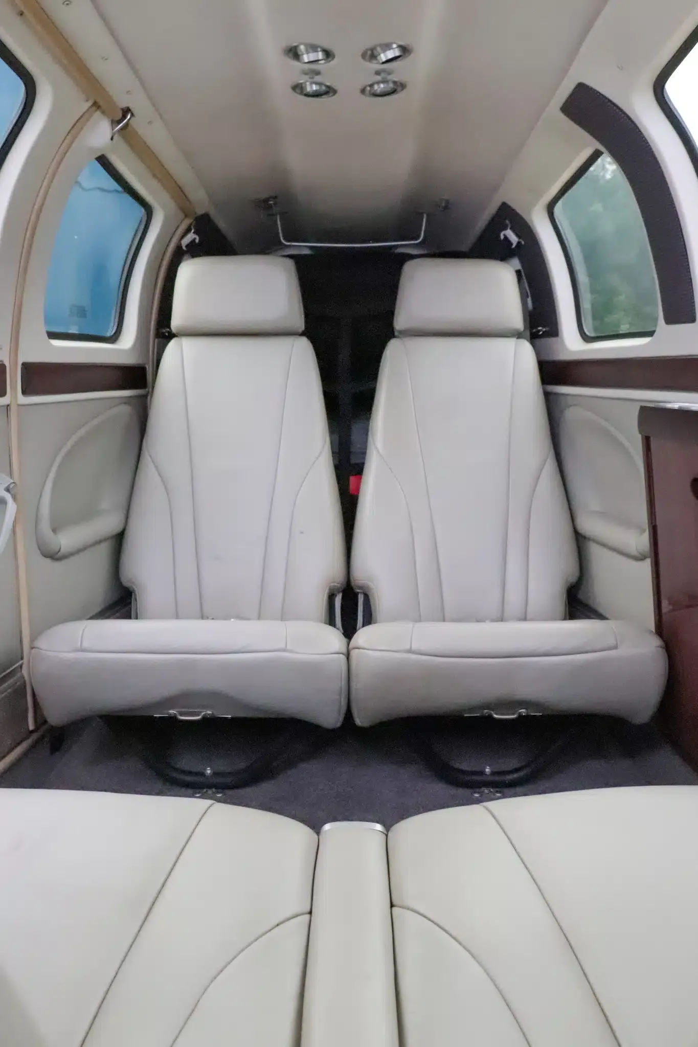 Cabin interior of a 2007 Beechcraft G36 TN Bonanza.