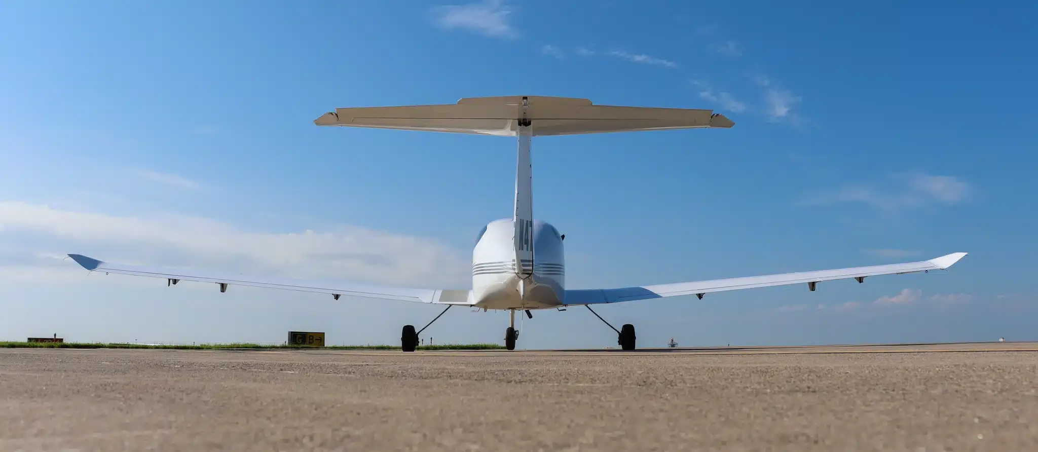 Marketing image of a 2005 Diamond DA40.
