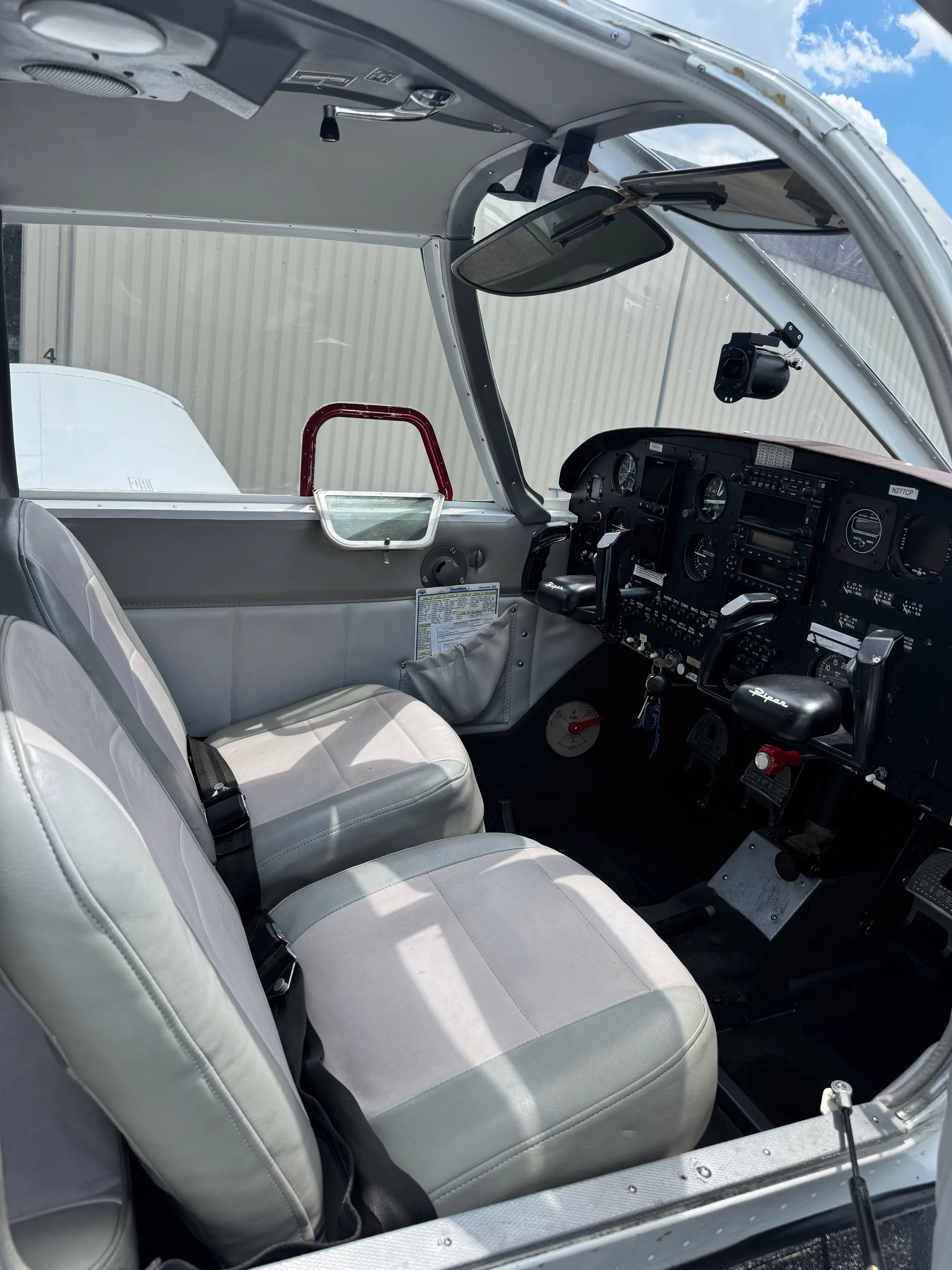 Cockpit and instrument panel of a 1961 Piper Cherokee 160.