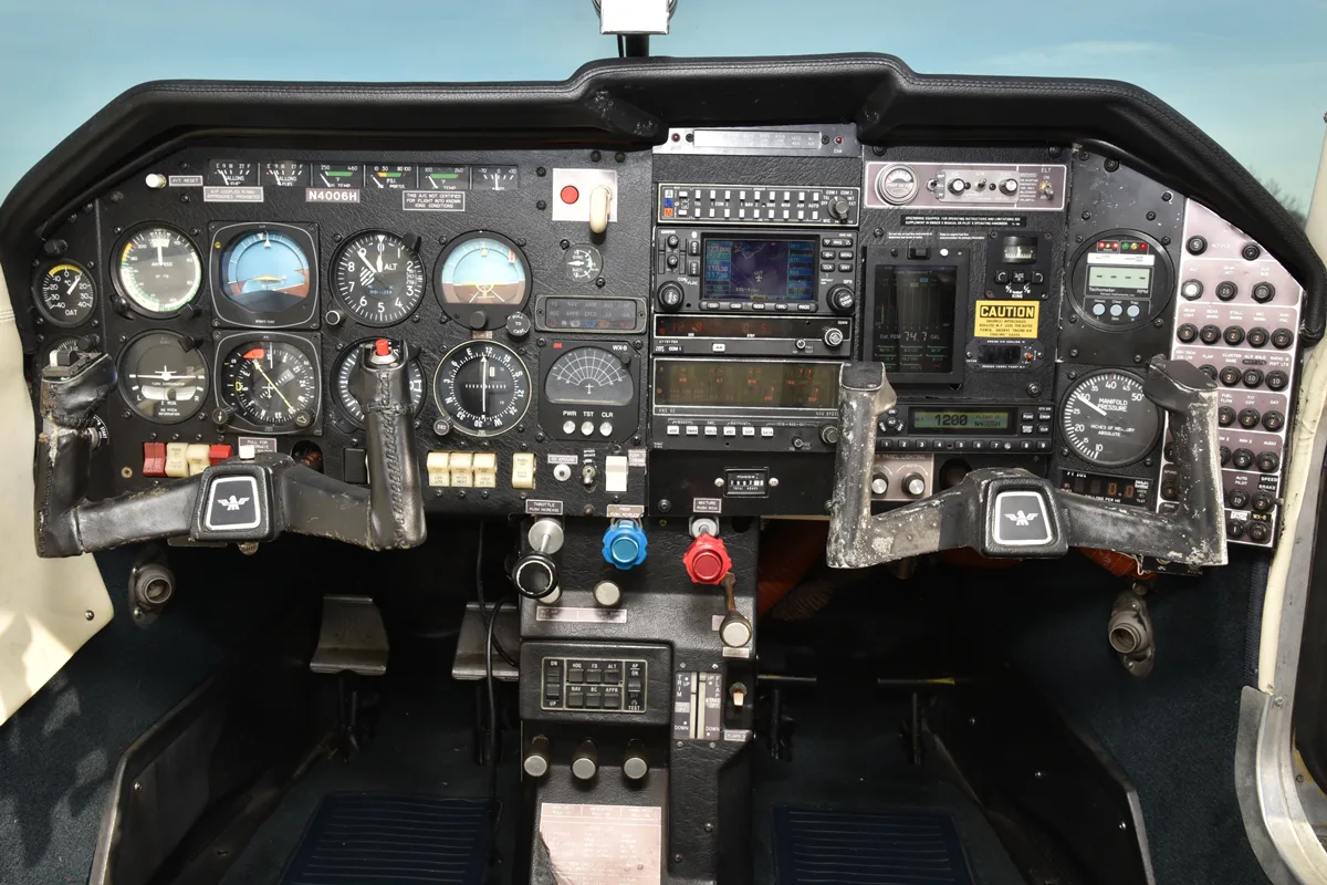 Cockpit and instrument panel of a 1980 Mooney M20K.