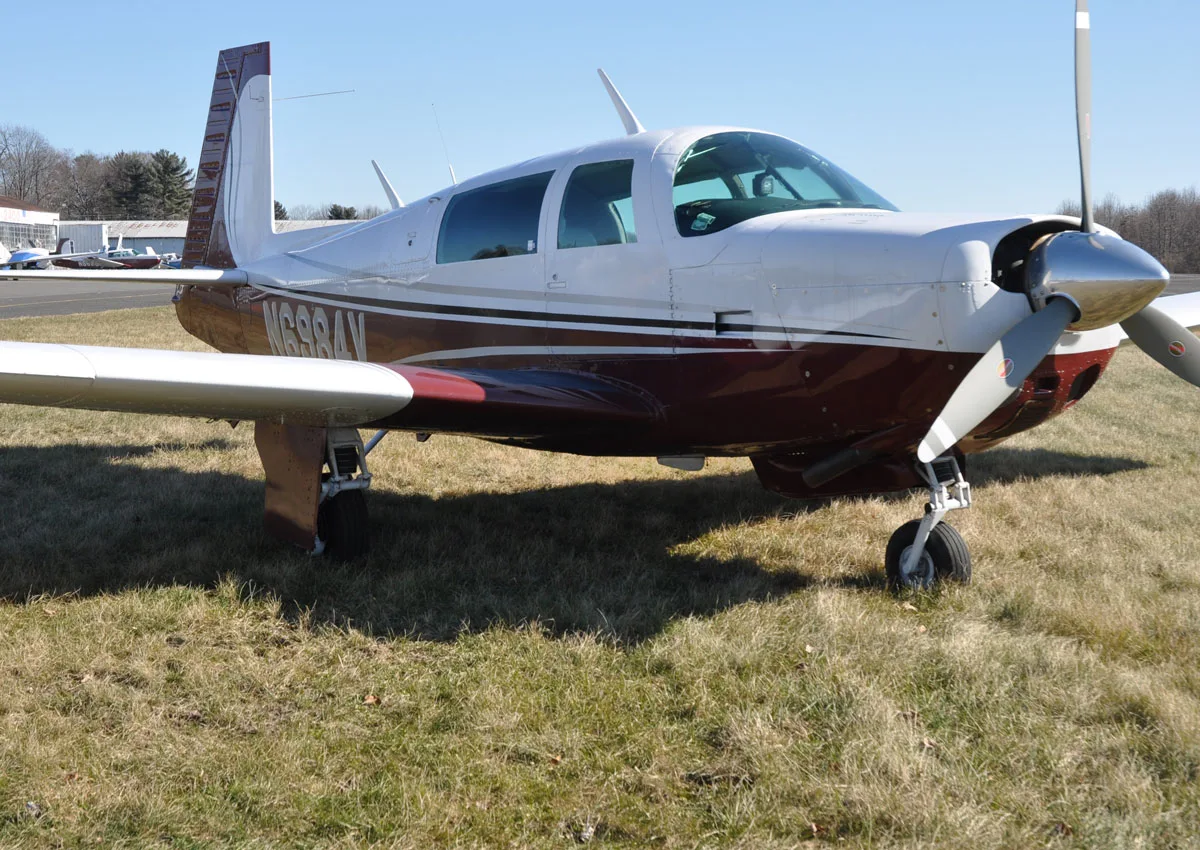 Exterior view of a 1976 Mooney M20F Executive, N6984V.