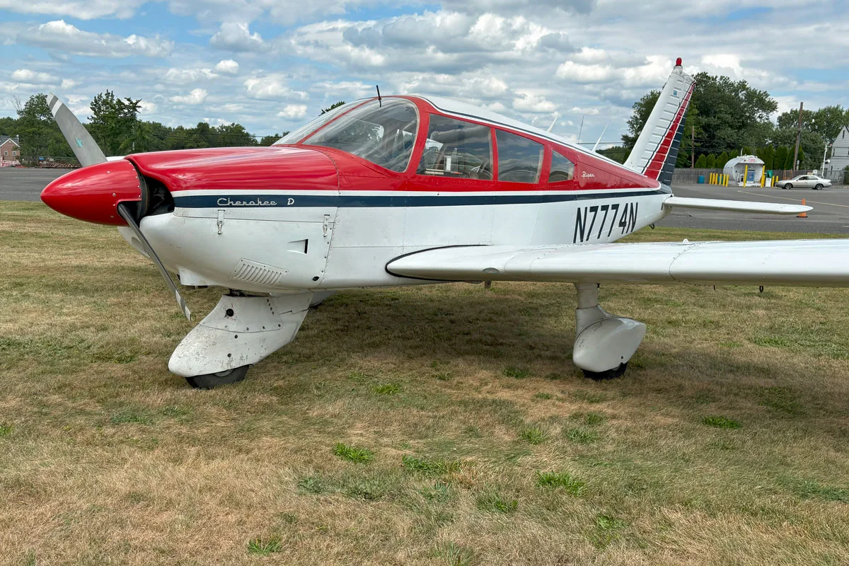 Cockpit and instrument panel of a 1968 Piper PA-28-180D Cherokee.