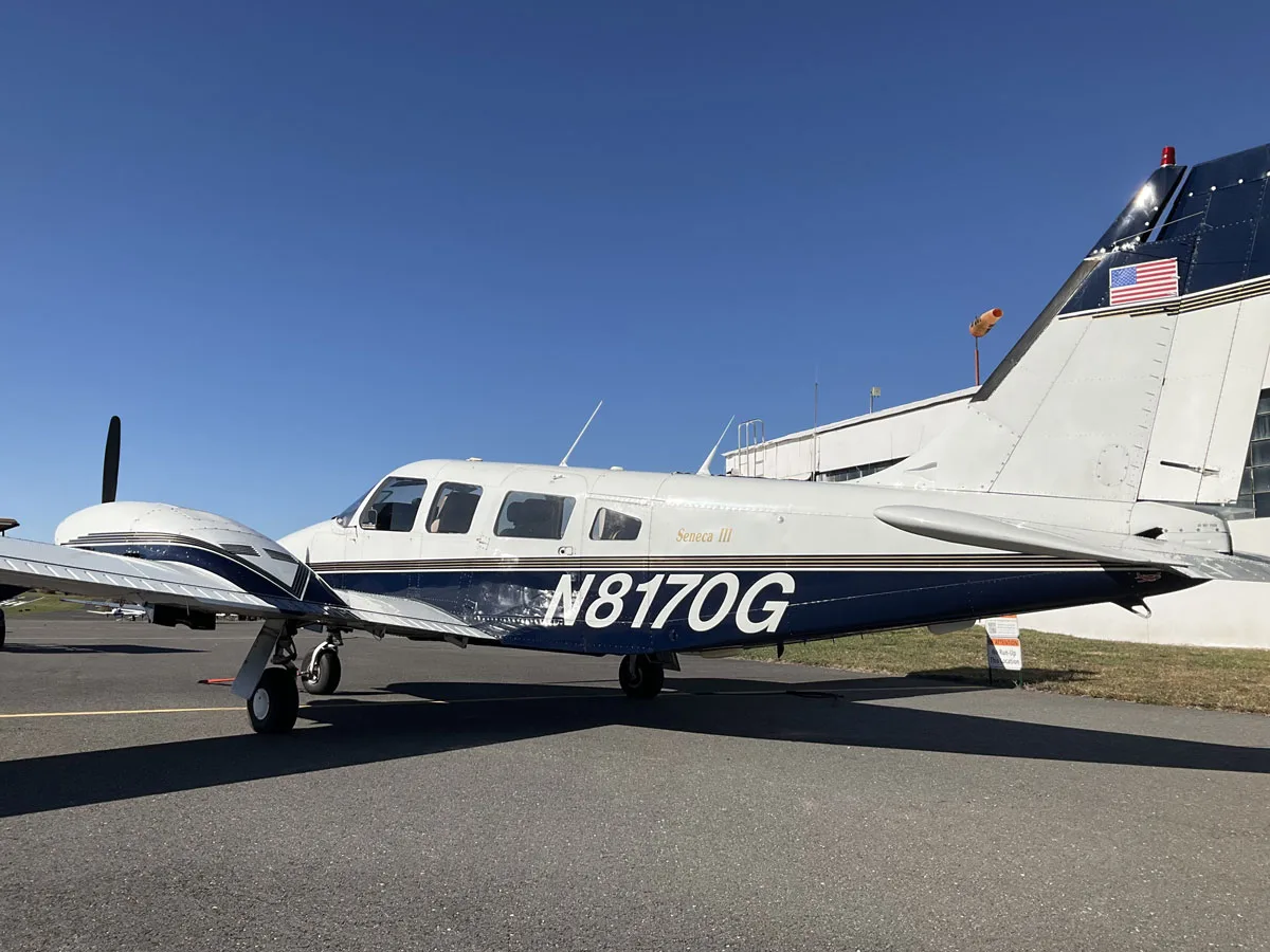Exterior view of a 1982 Piper PA 34 220T, N8170G.