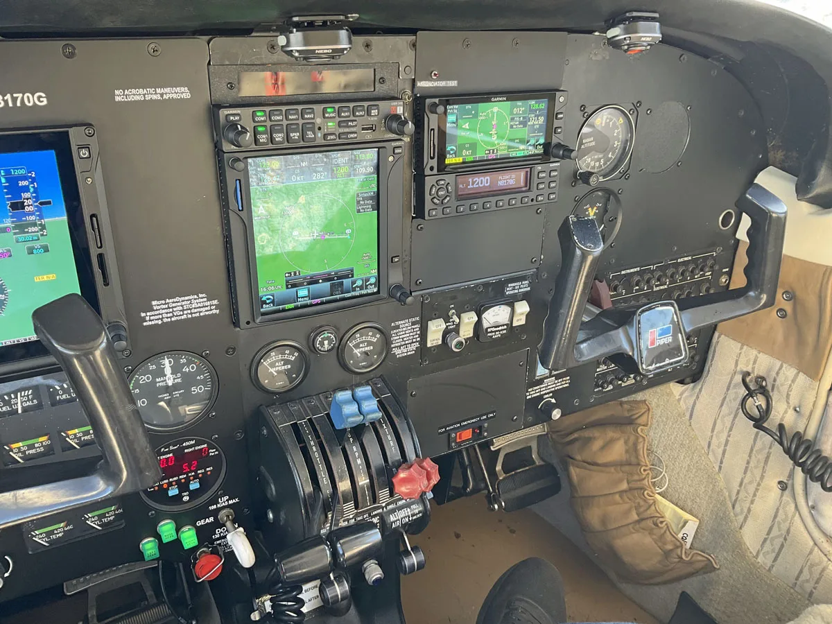 Cockpit and instrument panel of a 1982 Piper PA 34 220T.