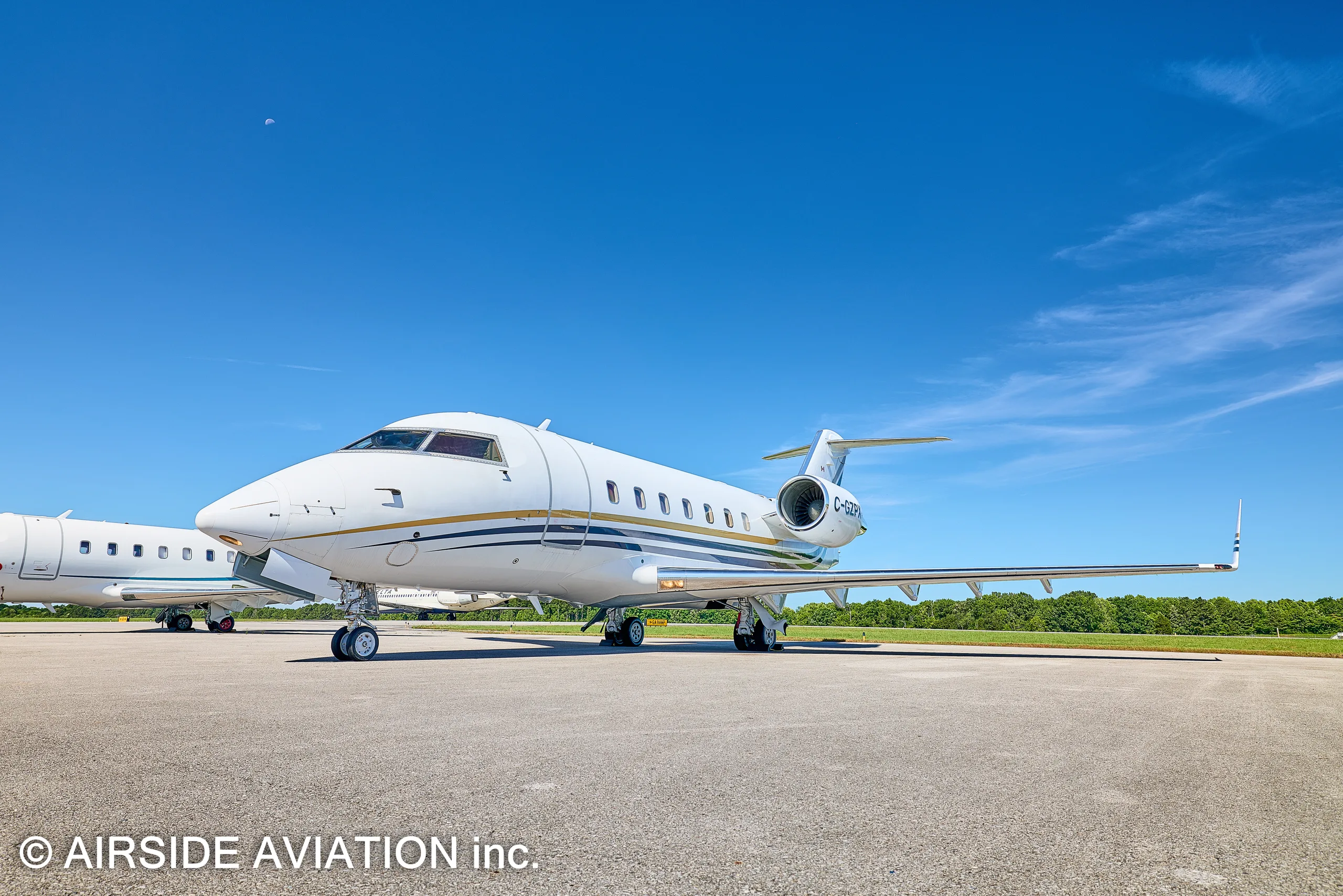2001 Challenger 604