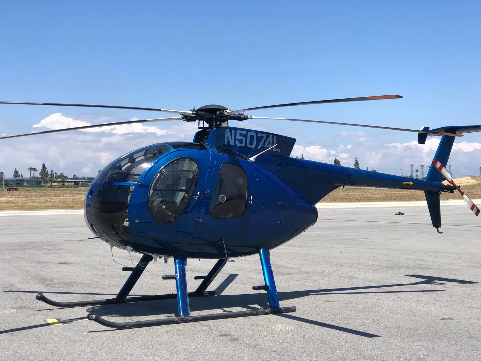 Exterior view of a Helicopter, N5074L.
