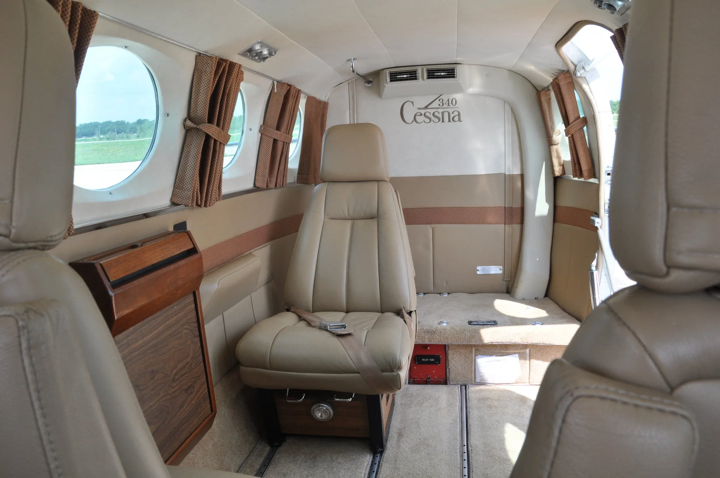 Cabin interior of a 1980 AKC AVIATION 340A Aircraft.