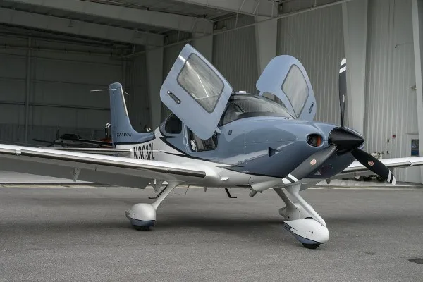 2021 Cirrus SR22-G6 GTS