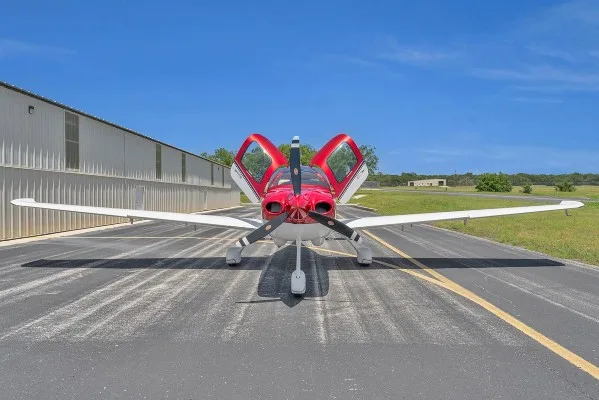 2022 Cirrus SR20 - G6 Premium