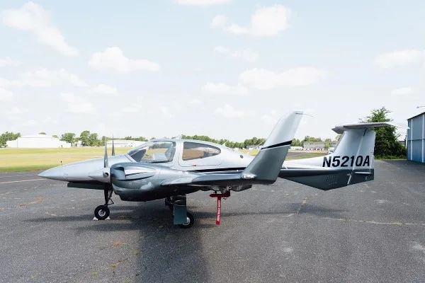 2018 Diamond TwinStar DA42 - VI