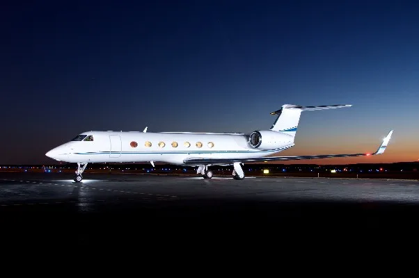 Marketing image of a 2008 Gulfstream G550.