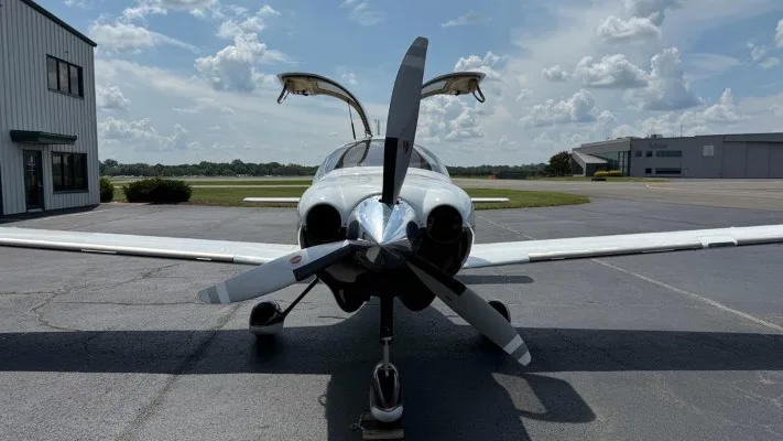 2006 Cessna / Columbia / Lancair 400