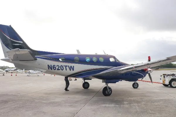 1974 Beech King Air E90