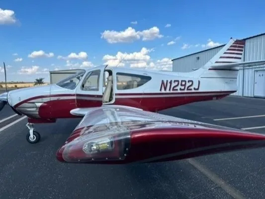1975 Commander 112A