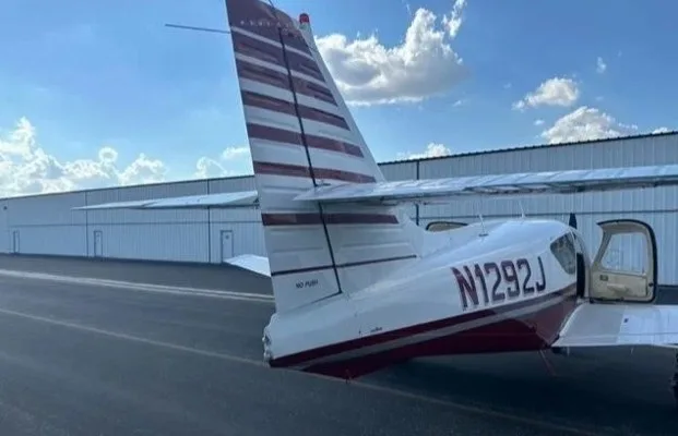 1975 Commander 112A