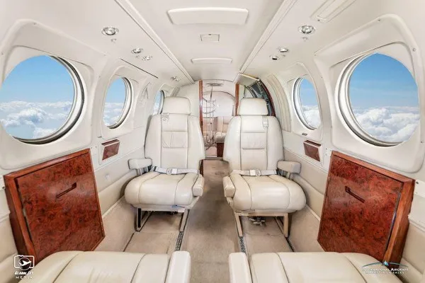 1981 Beech King Air F90