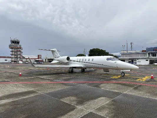 2004 Learjet 40
