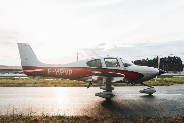 2012 Cirrus SR22-G3