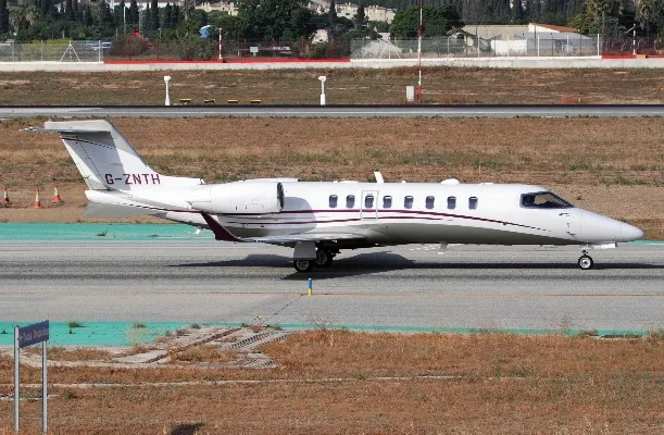 Exterior view of a 2016 Learjet 75, G-ZNTH.