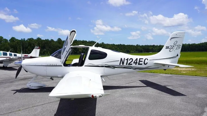 2006 Cirrus SR22-G2